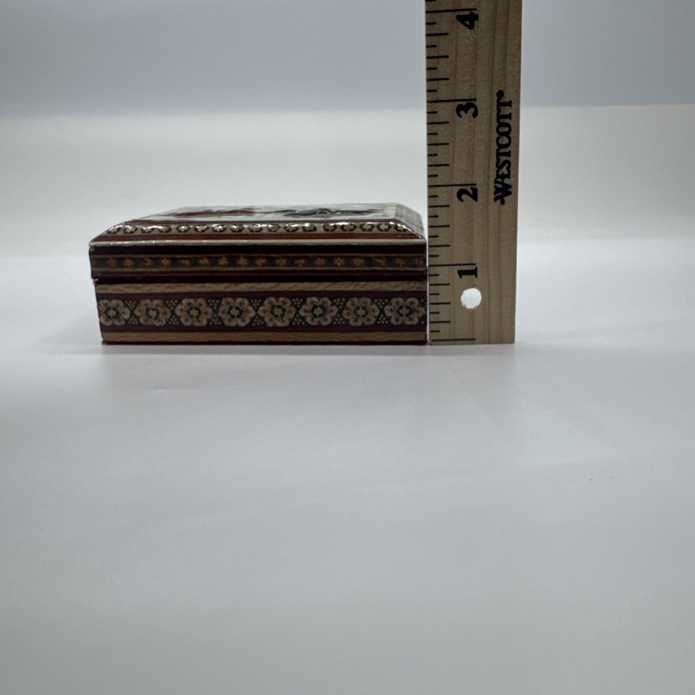 Persian‎ Khatam Wood Trinket Box Hand Made Inlaid With Hunting Scenes On Lid - Picture 13 of 16